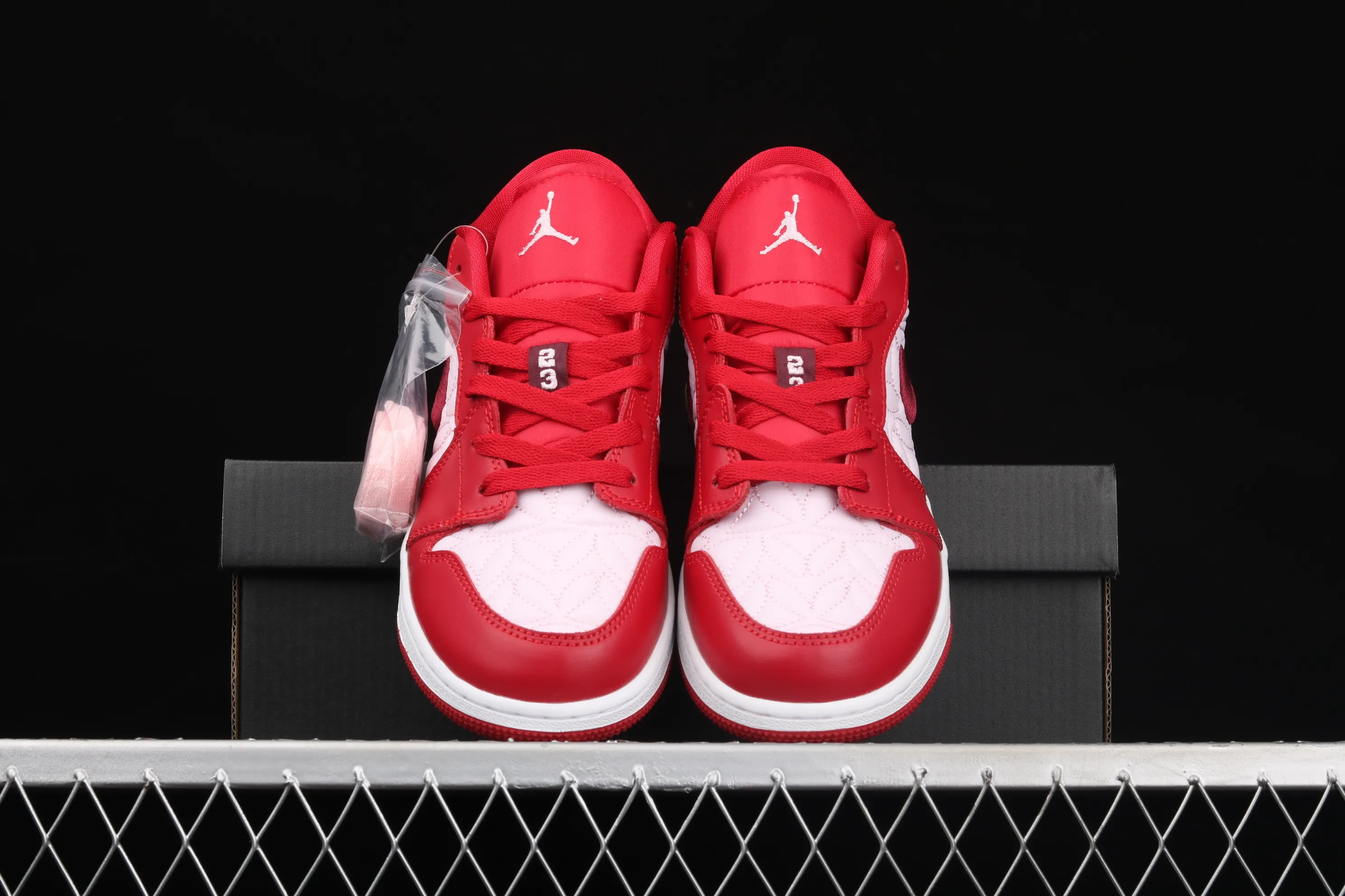 All categories Air Jordan Jordan series basketball shoes Air Jordan 1 Low Air Jordan 1 Low AJ1 Joe 1 Christmas red low-top basketball shoes DB3621-600